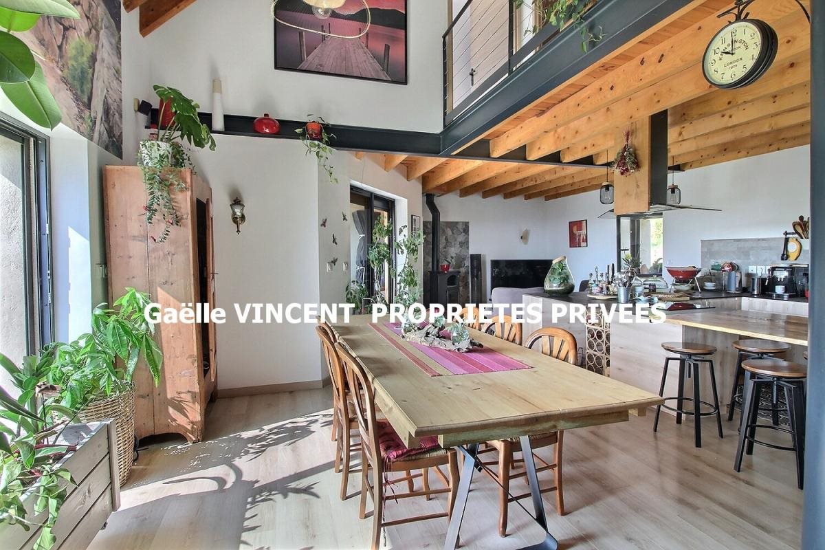 Maison à vendre, 327m², Saint-Julien-Molin-Molette