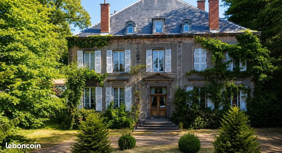 Maison à vendre, 288m², Saint-Genès-Champanelle
