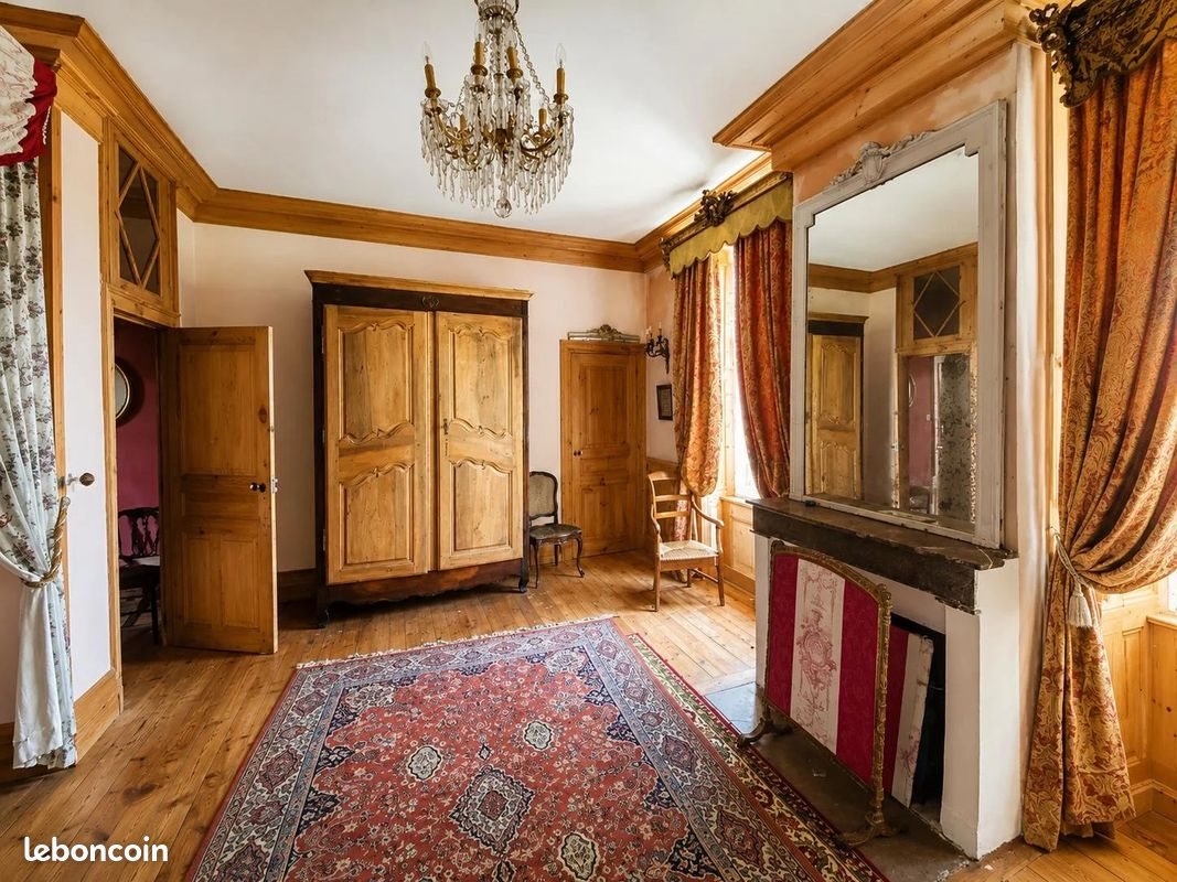 Maison à vendre, 288m², Saint-Genès-Champanelle