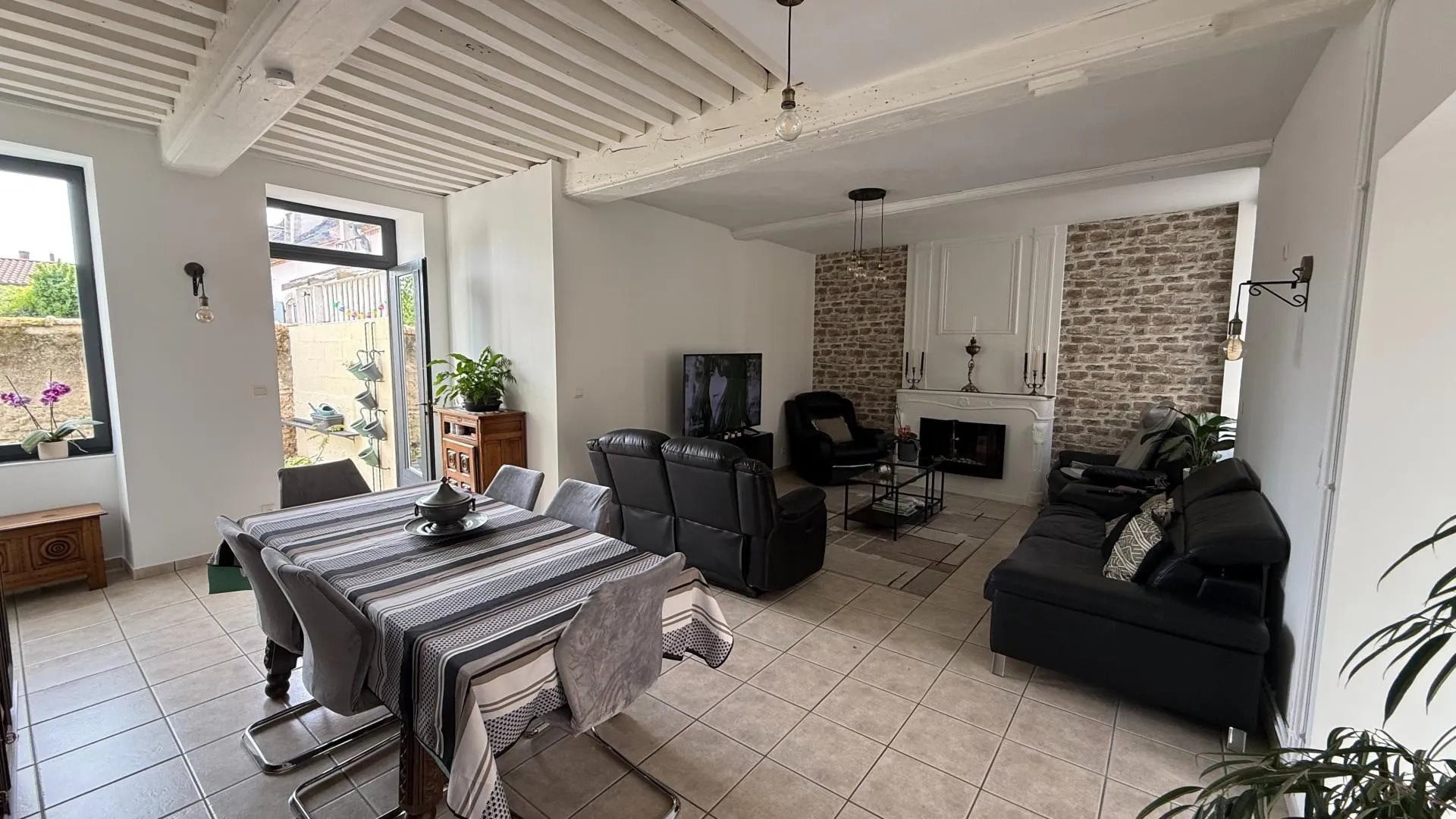 Maison à vendre, 350m², Escurolles