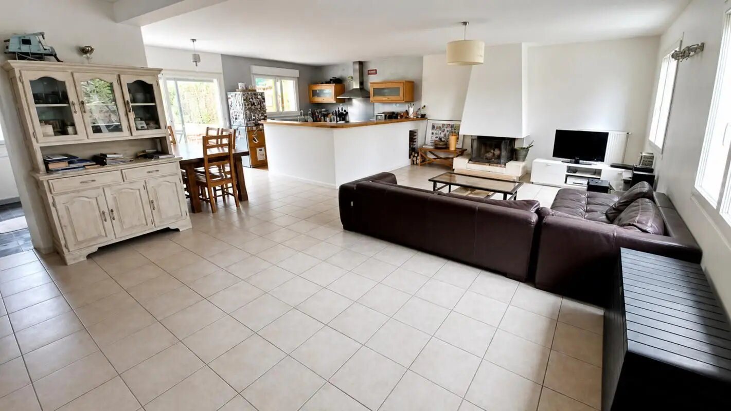 Maison à vendre, 170m², Mettray