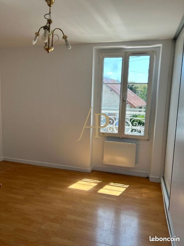 Appartement à louer, 23m², Beynes