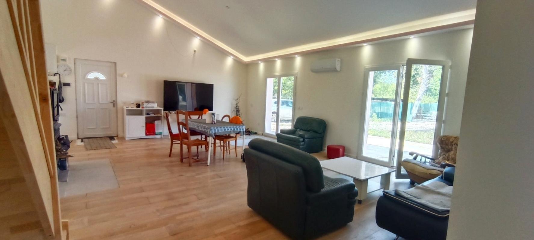 Maison à vendre, 180m², La Roche-Chalais