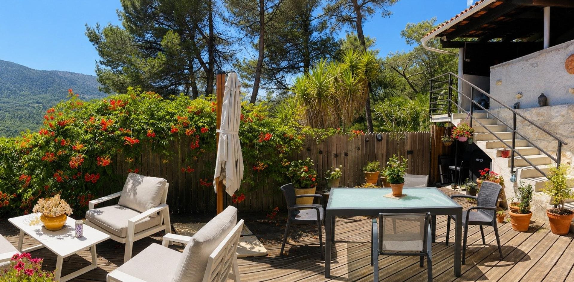 Appartement à vendre, 140m², Tourrette-Levens