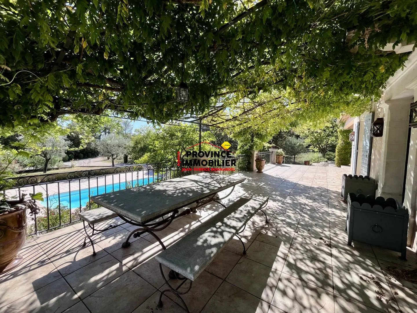 Maison à vendre, 175m², Suze-la-Rousse