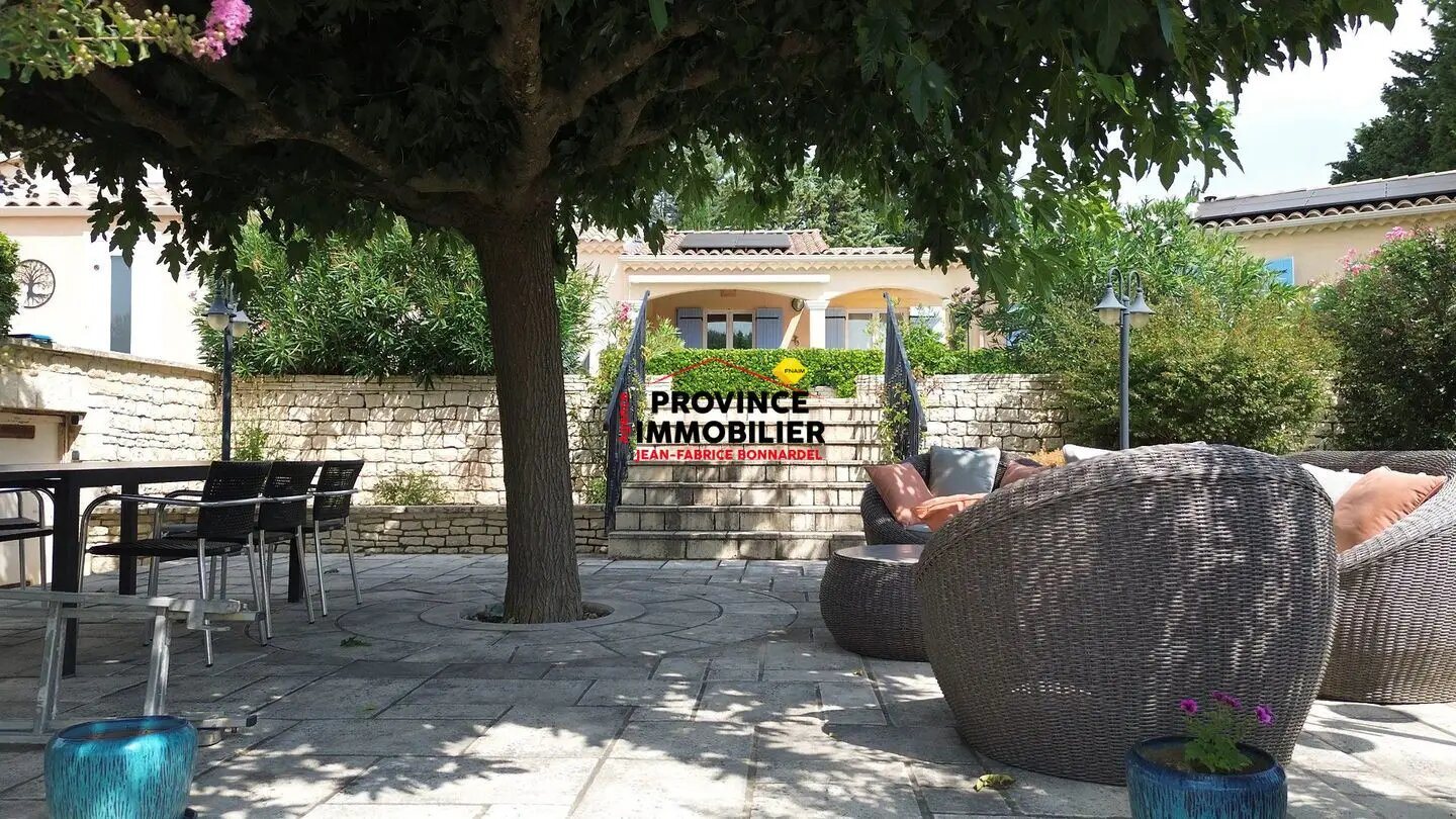 Maison à vendre, 187m², Suze-la-Rousse