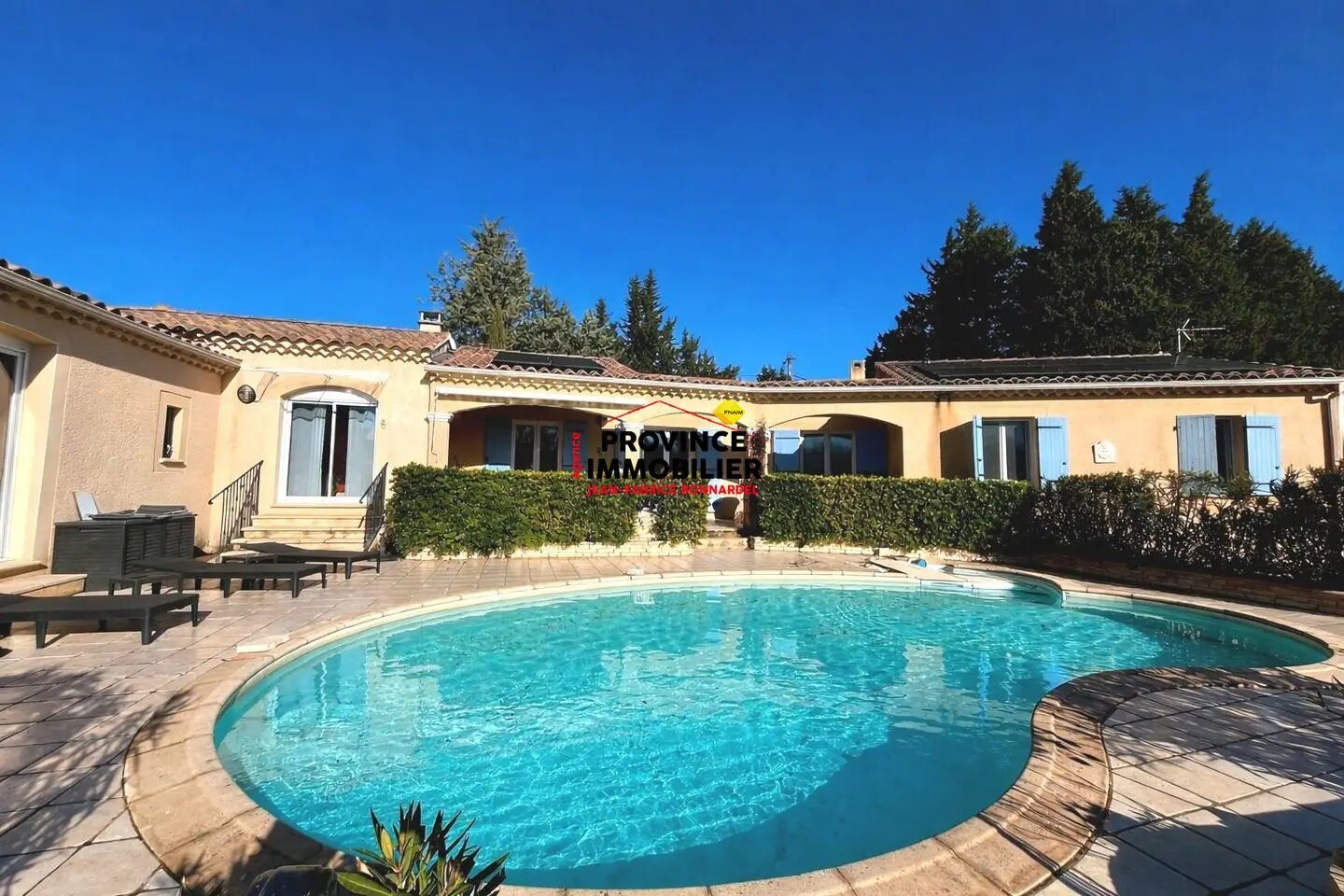 Maison à vendre, 187m², Suze-la-Rousse