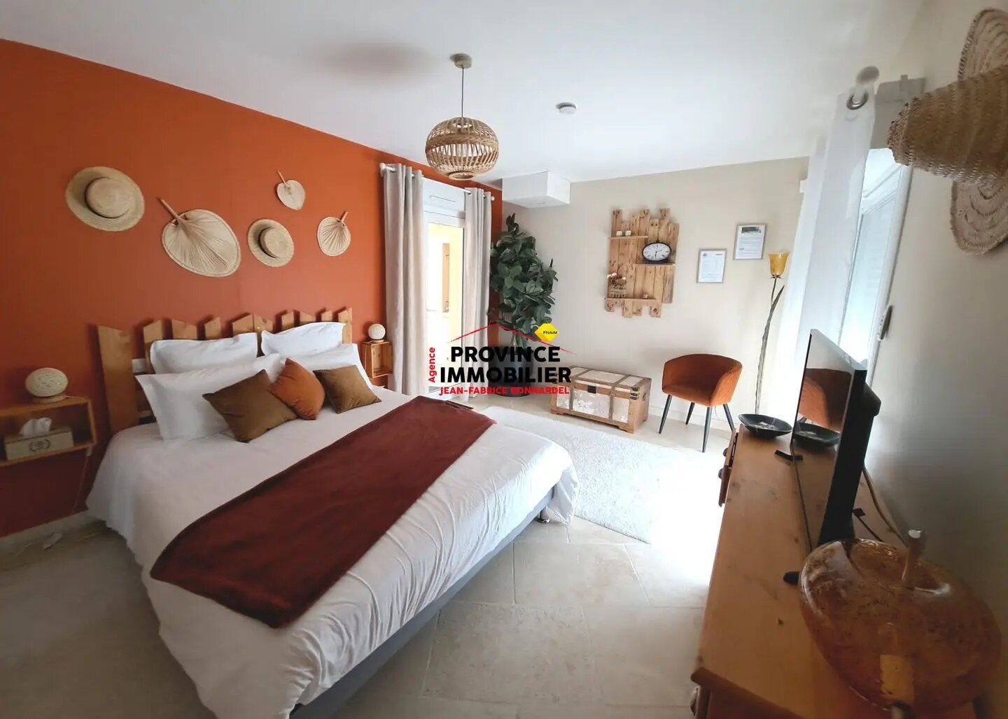 Maison à vendre, 187m², Suze-la-Rousse