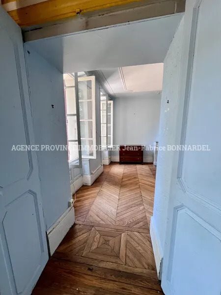Maison à vendre, 350m², Suze-la-Rousse