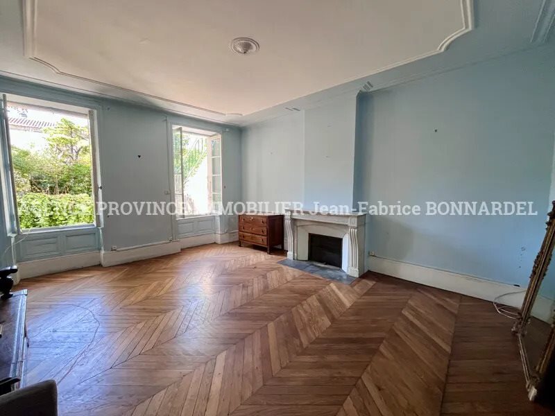 Maison à vendre, 350m², Suze-la-Rousse