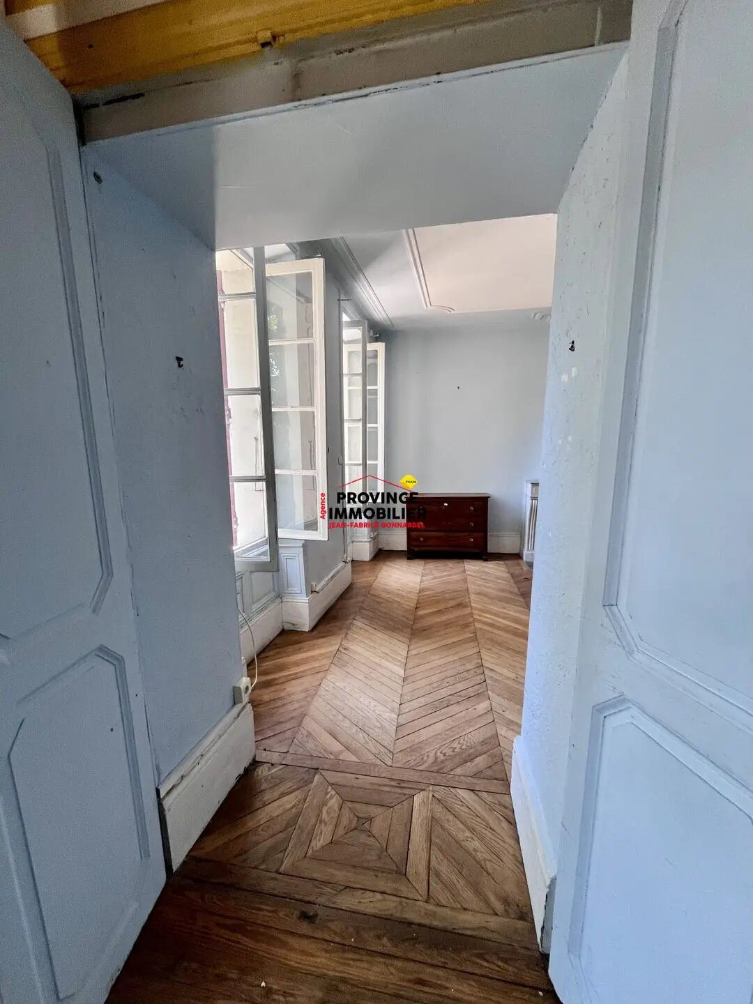 Maison à vendre, 267m², Suze-la-Rousse