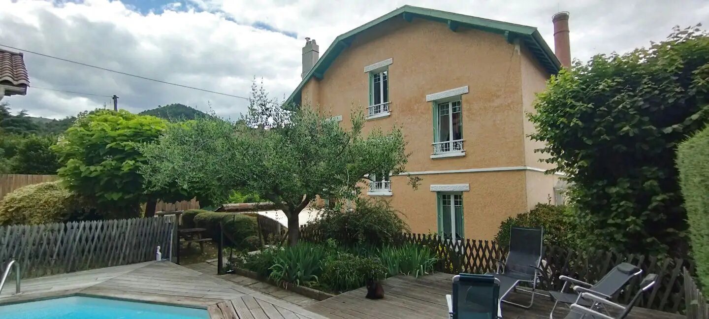 Maison à vendre, 290m², Saint-Sauveur-de-Montagut