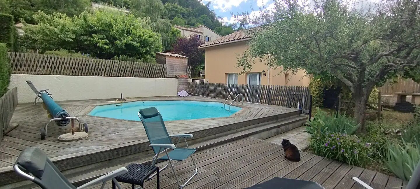 Maison à vendre, 290m², Saint-Sauveur-de-Montagut