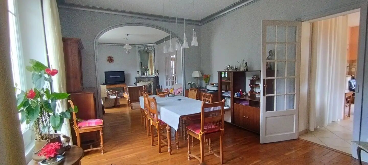 Maison à vendre, 290m², Saint-Sauveur-de-Montagut