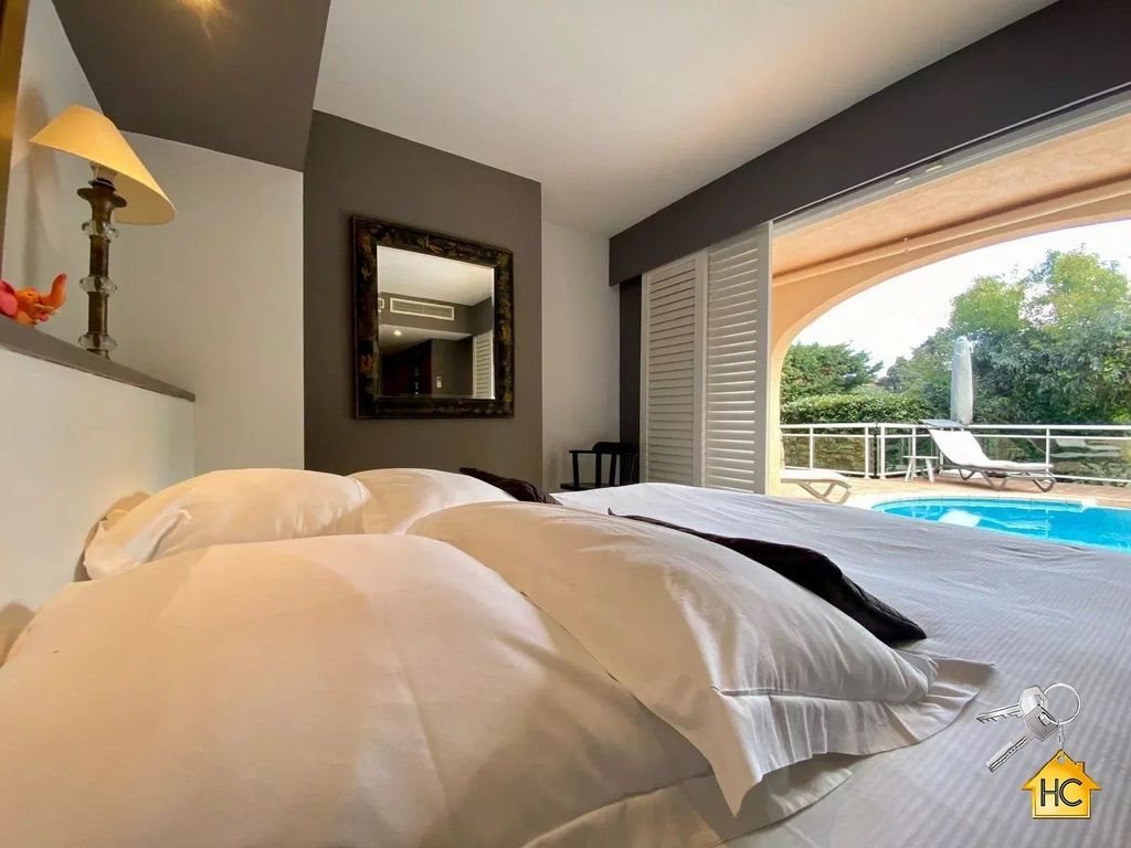Maison à vendre, 220m², Mandelieu-la-Napoule