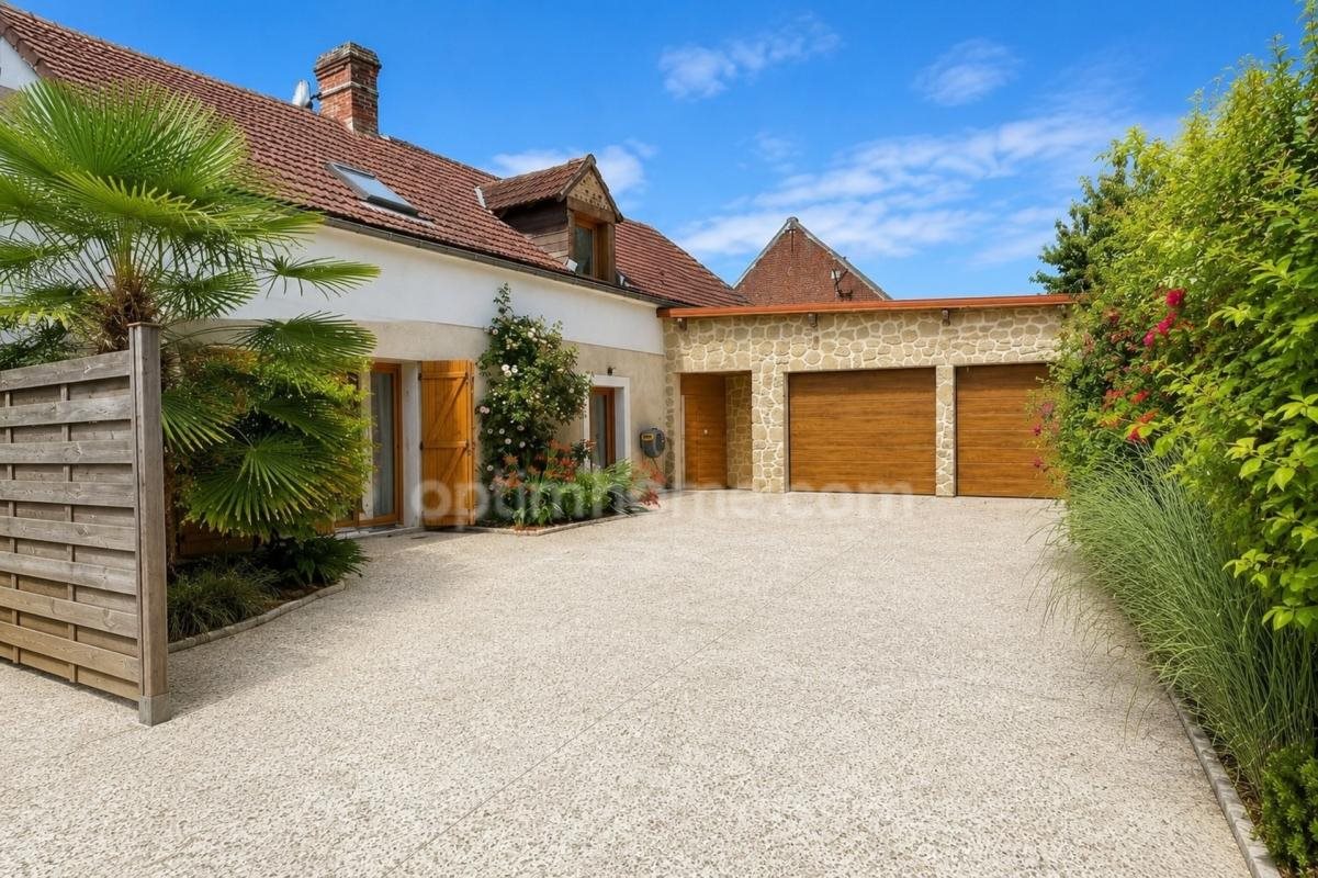 Maison à vendre, 138m², Hermes