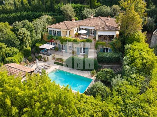 Maison 6 pièces 258 m² · à Mougins · 258 m² · 5 300 000 €