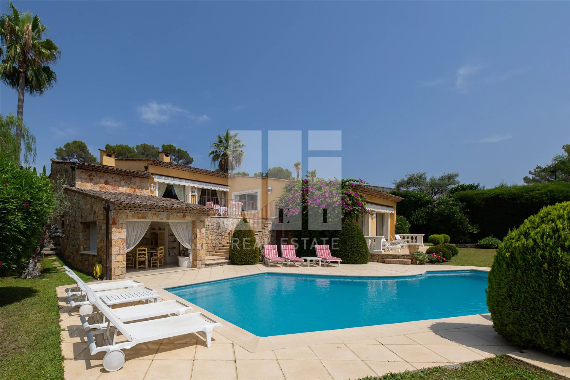 Maison à vendre, 245m², Mougins