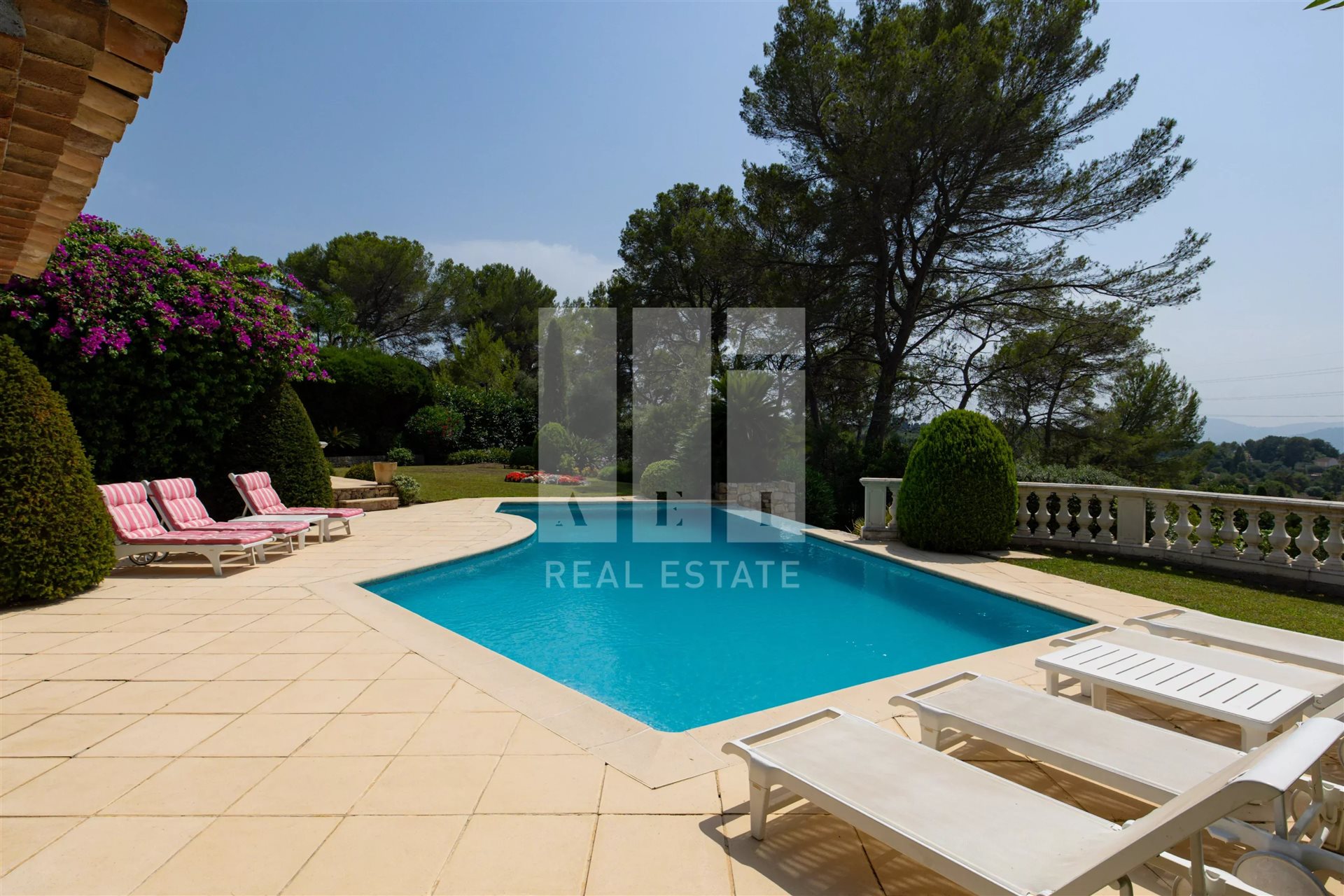 Maison à vendre, 245m², Mougins