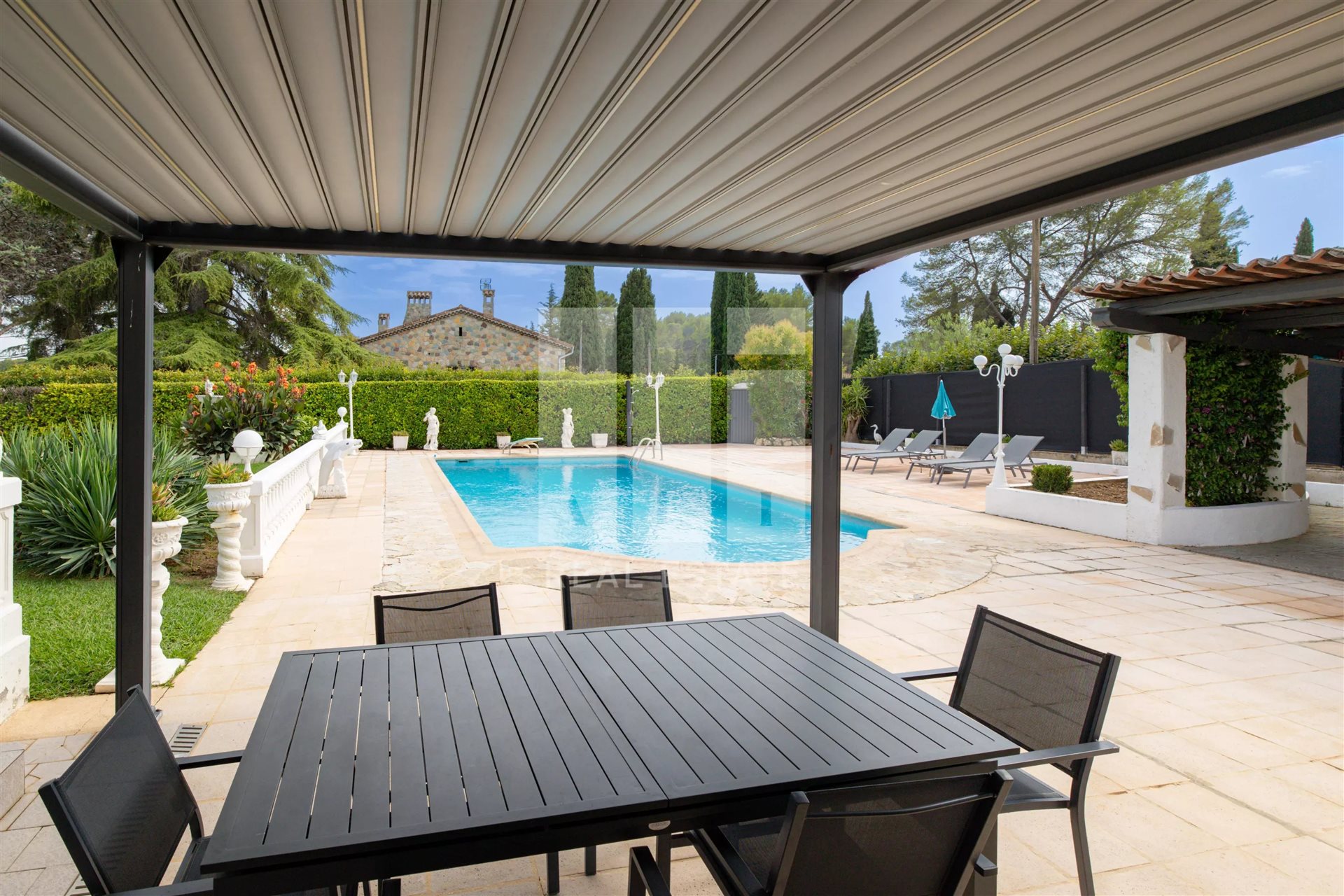 Maison à vendre, 150m², Mougins