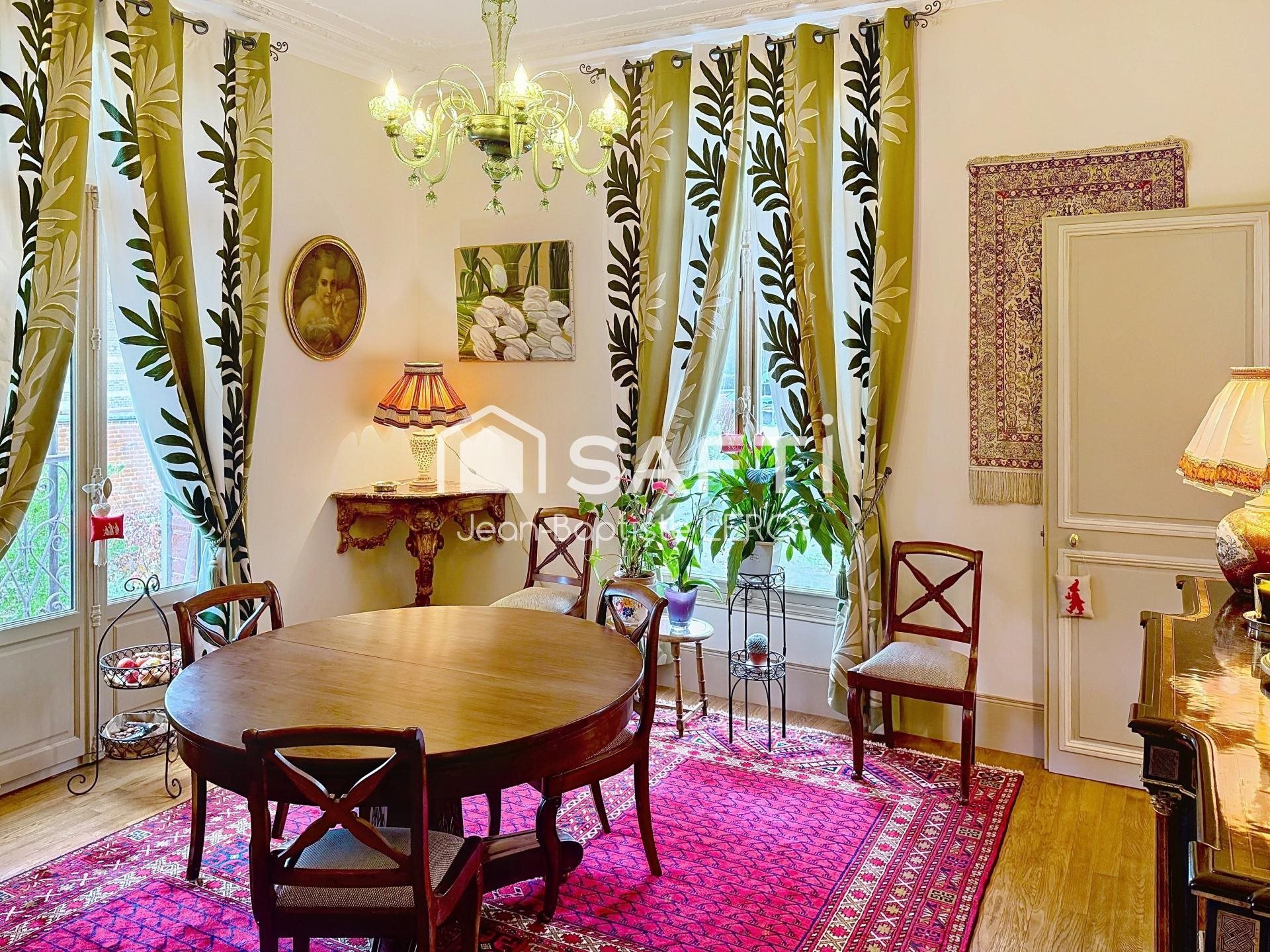 Maison à vendre, 365m², Bézu-Saint-Eloi