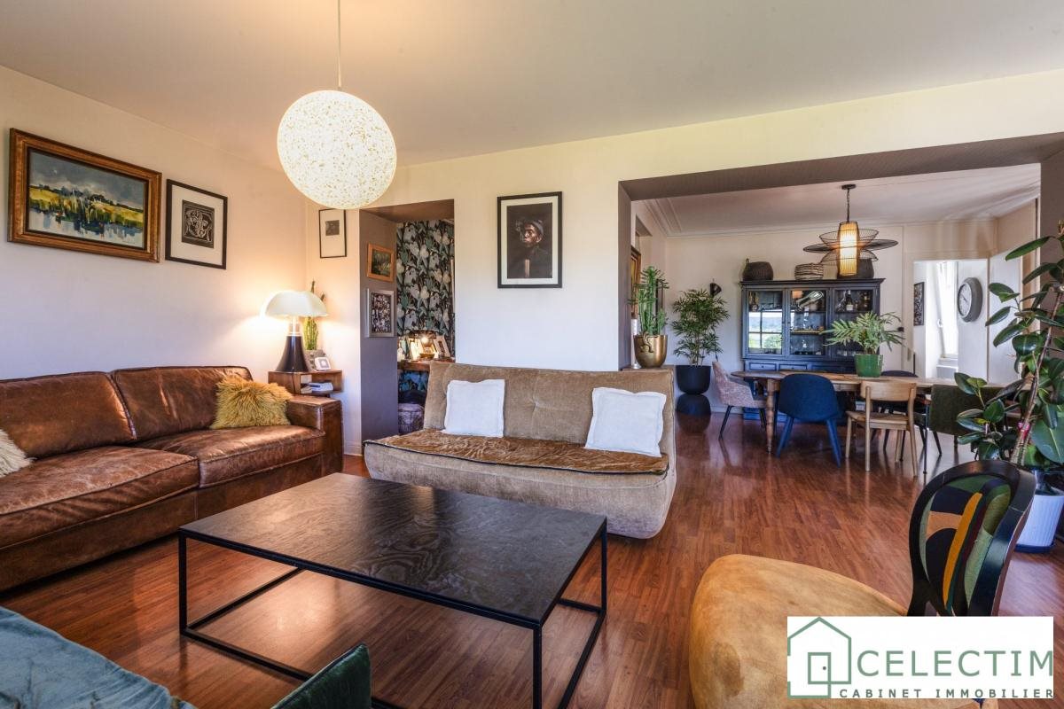 Maison à vendre, 260m², Labergement-Sainte-Marie