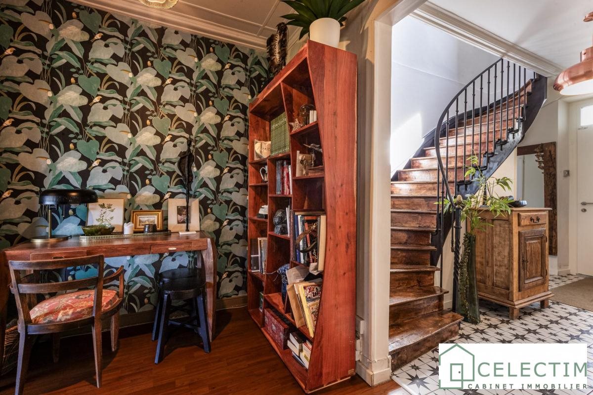 Maison à vendre, 260m², Labergement-Sainte-Marie