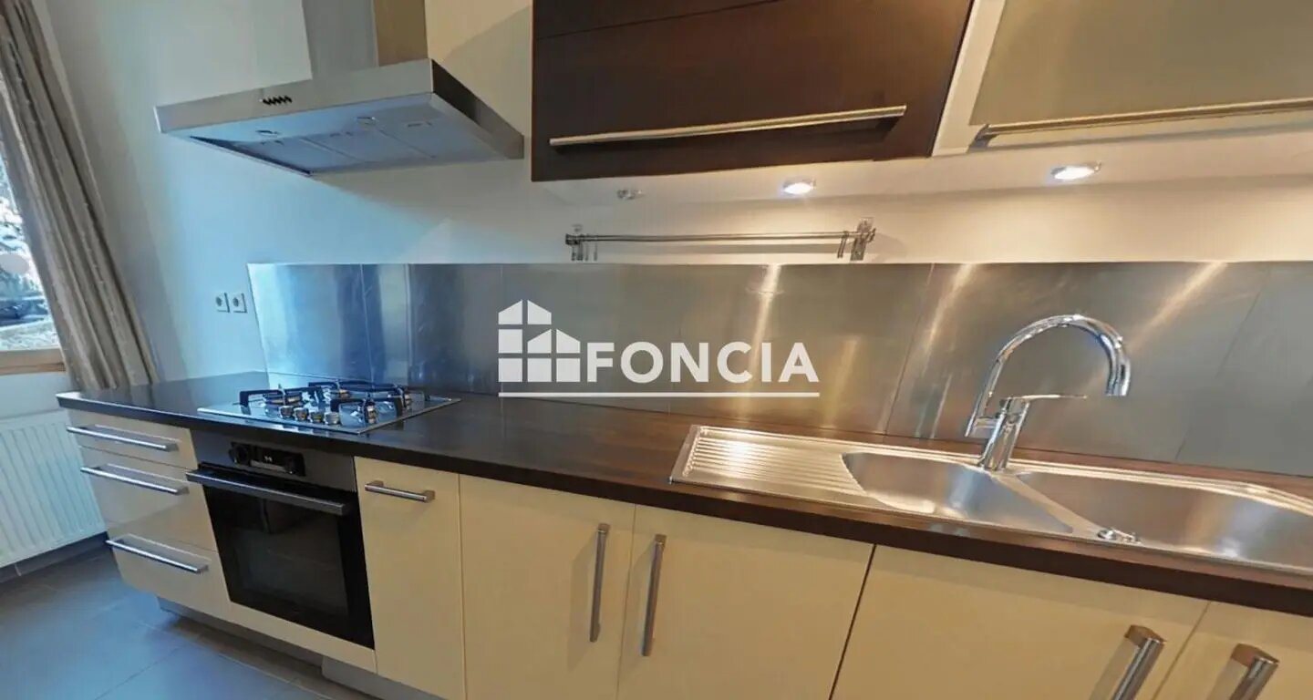 Appartement à louer, 91m², Ferney-Voltaire