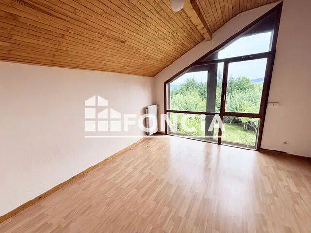 Maison à louer, 224m², Prévessin-Moëns
