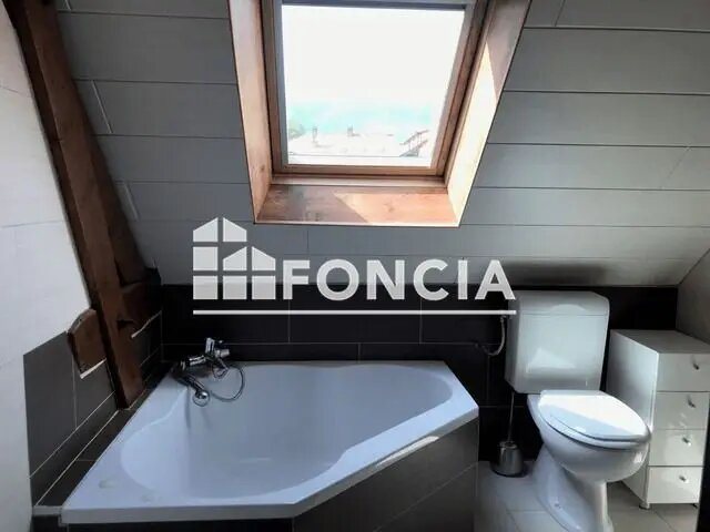 Appartement à louer, 62m², Divonne-les-Bains