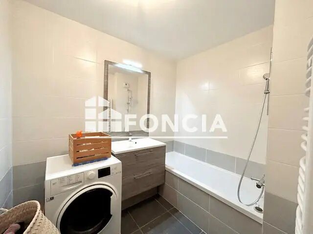 Appartement à louer, 85m², Ferney-Voltaire