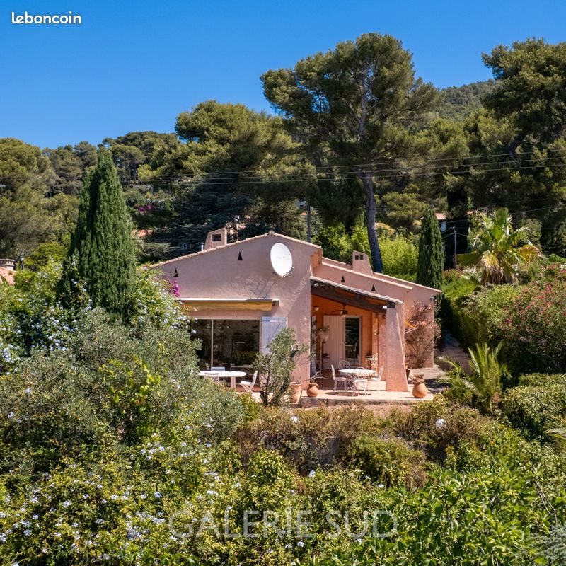 Maison à vendre, 101m², Carqueiranne