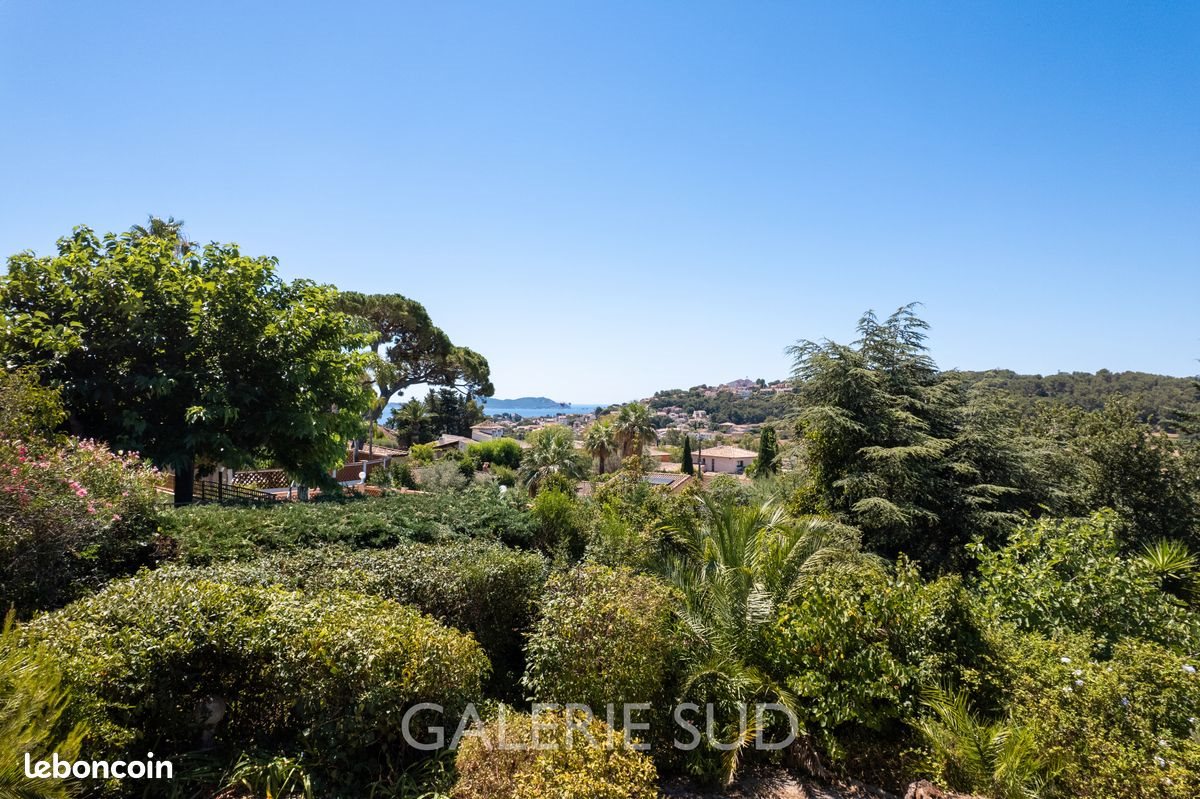 Maison à vendre, 101m², Carqueiranne