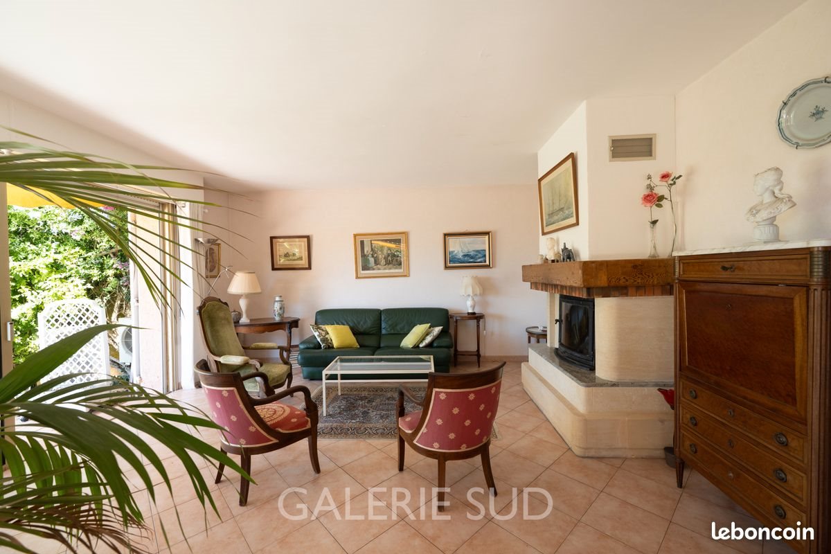 Maison à vendre, 101m², Carqueiranne