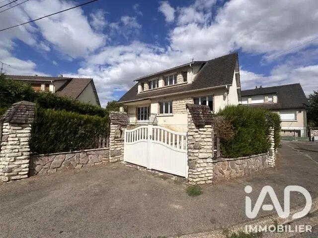 Maison à vendre, 136m², Vernouillet
