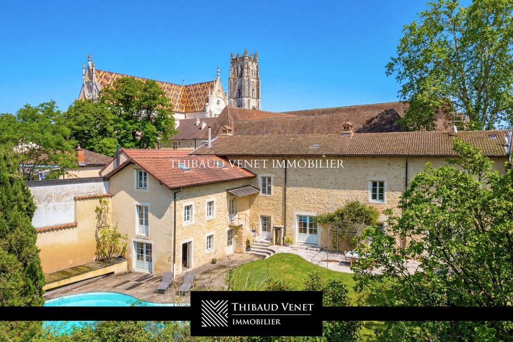 Maison à vendre, 461m², Bourg-en-Bresse