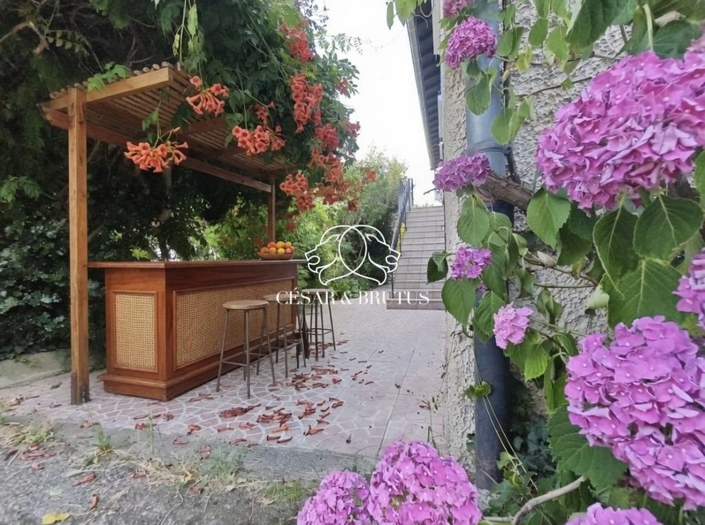 Maison à vendre, 155m², Saint-Genis-Laval