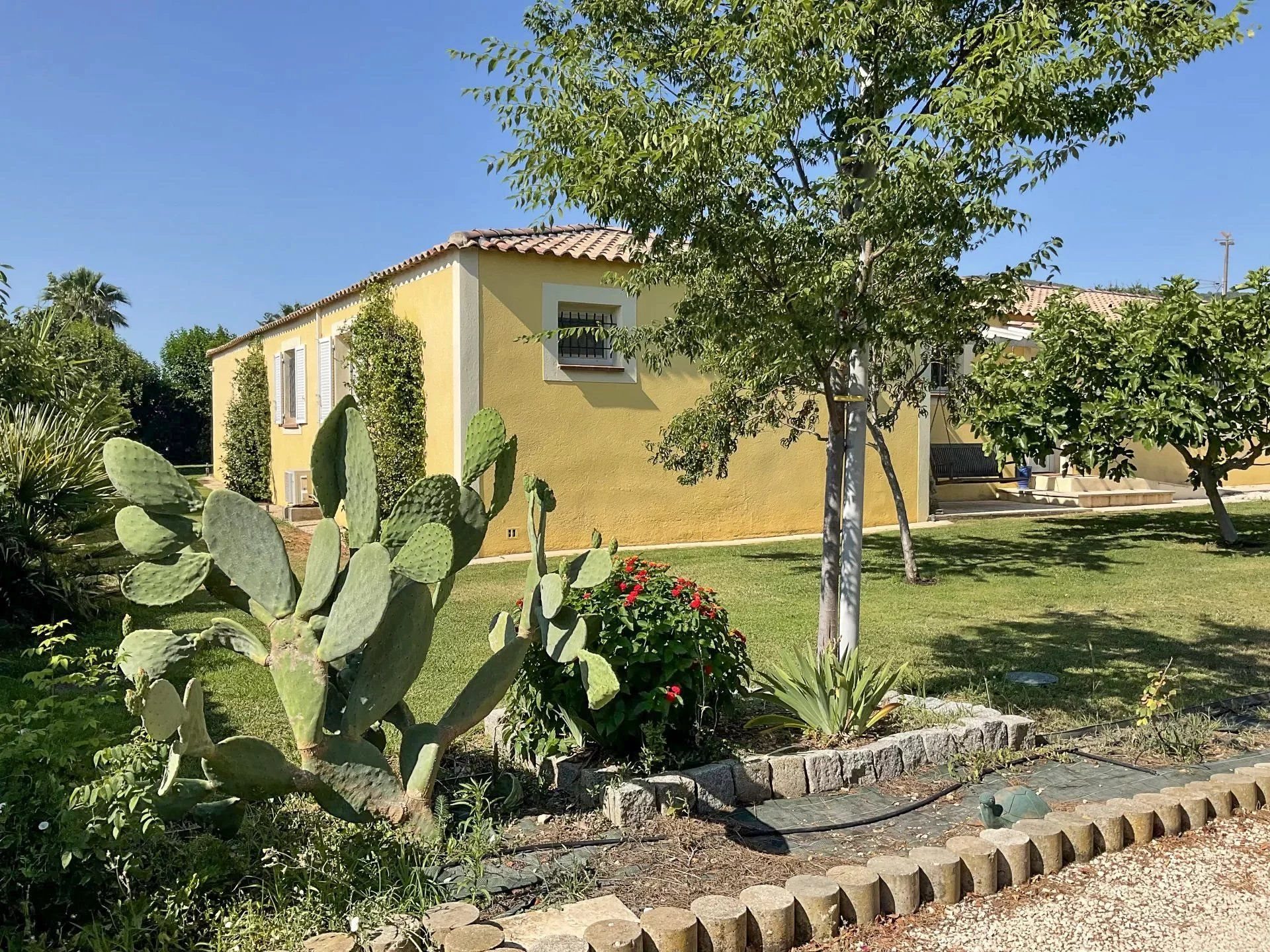 Maison à vendre, 192m², Solliès-Pont