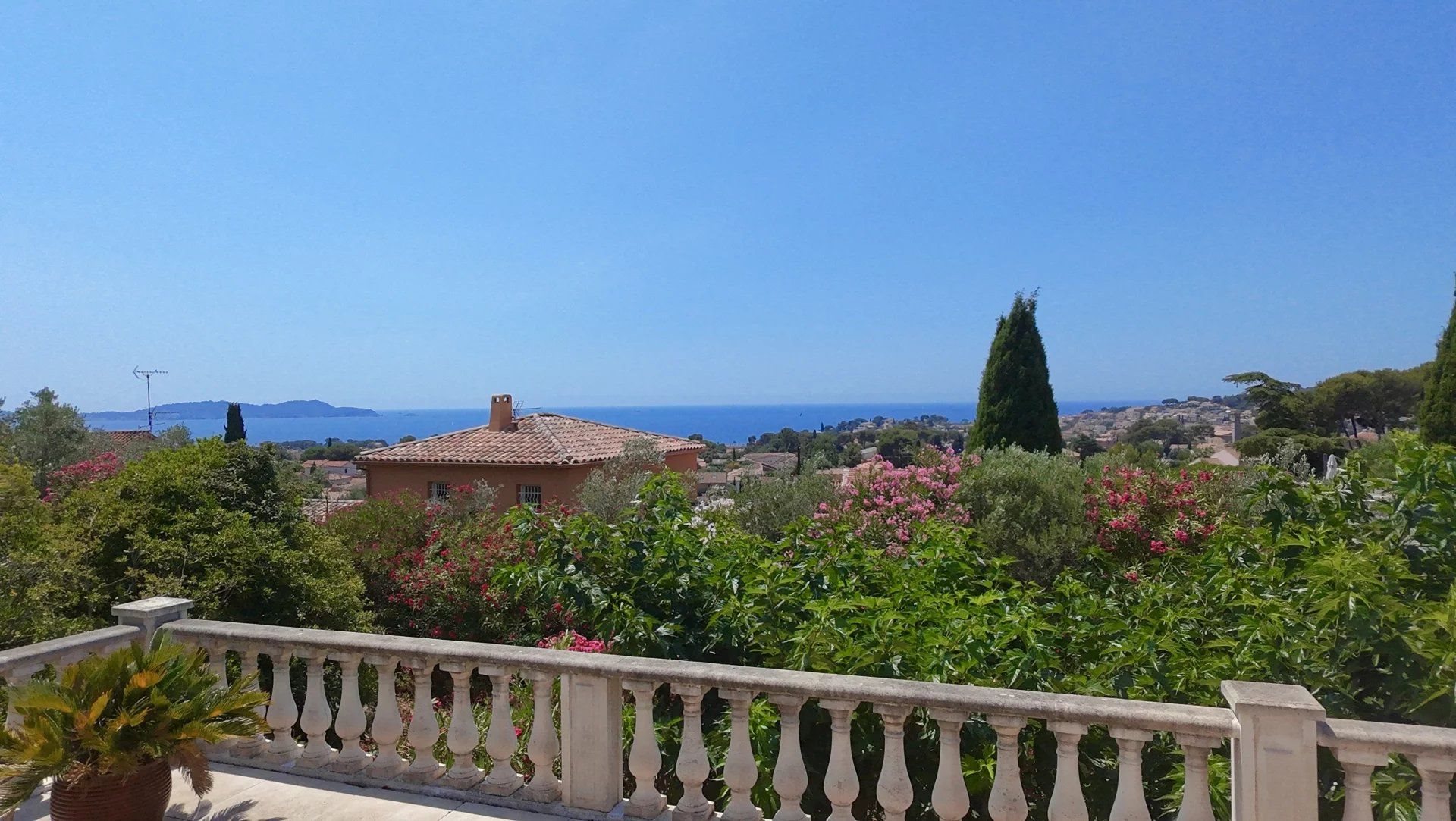 Maison à vendre, 231m², Carqueiranne