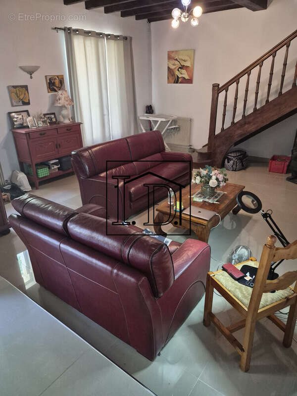 Maison à vendre, 254m², Pomport