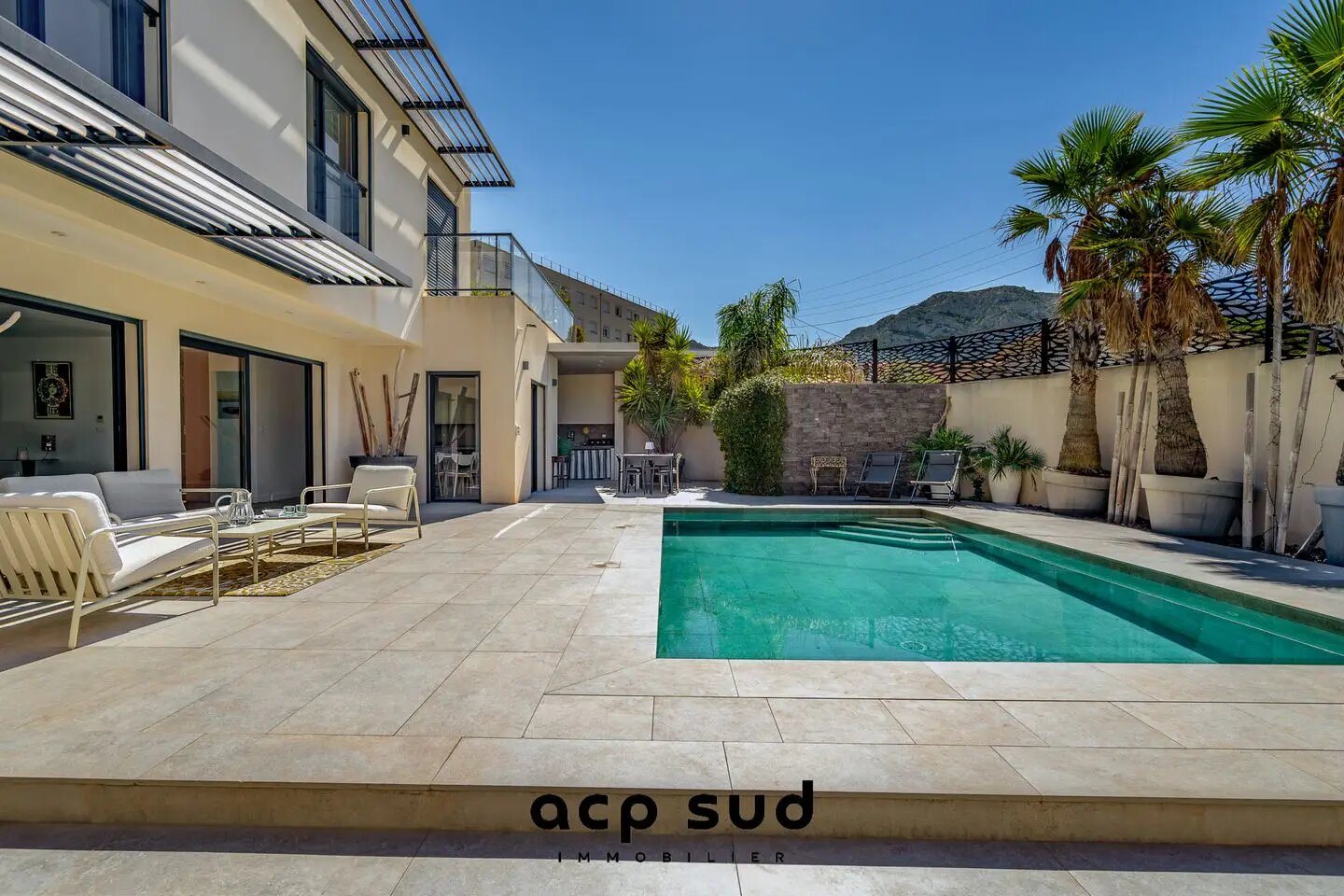 Maison à louer, 230m², Marseille 8ème
