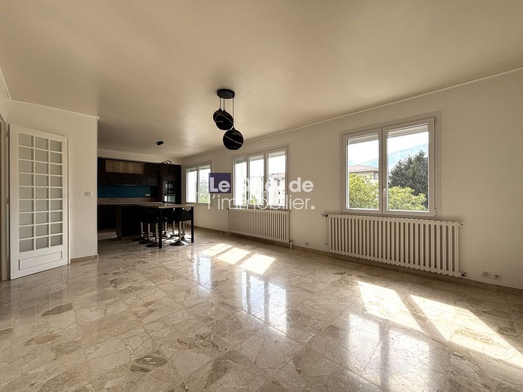 Maison à vendre, 220m², Saint-Egrève