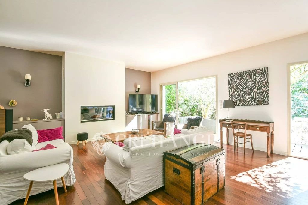 Maison à vendre, 310m², L'Étang-la-Ville