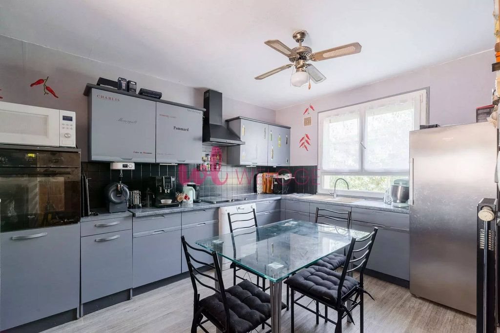 Maison à vendre, 131m², Meyzieu