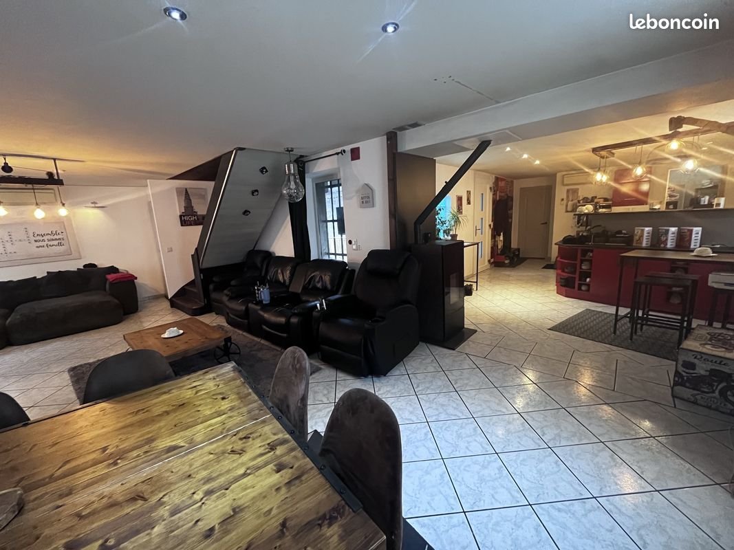 Maison à vendre, 164m², Saint-Julien-Mont-Denis