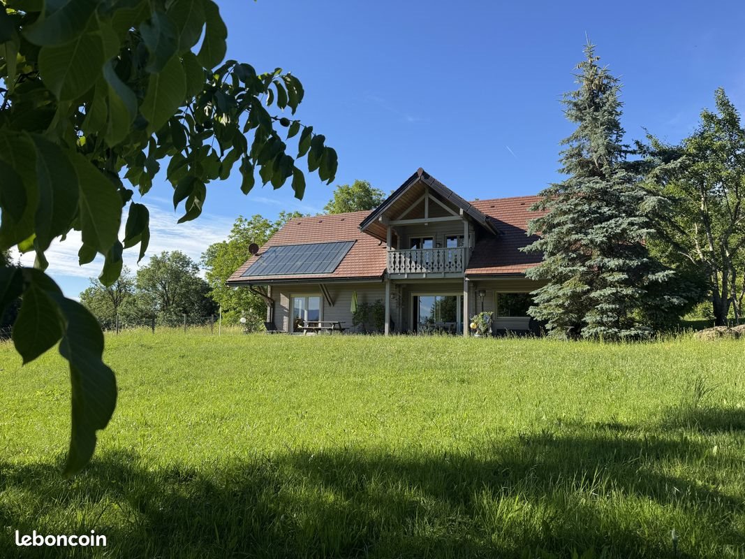 Maison à vendre, 161m², Quintal