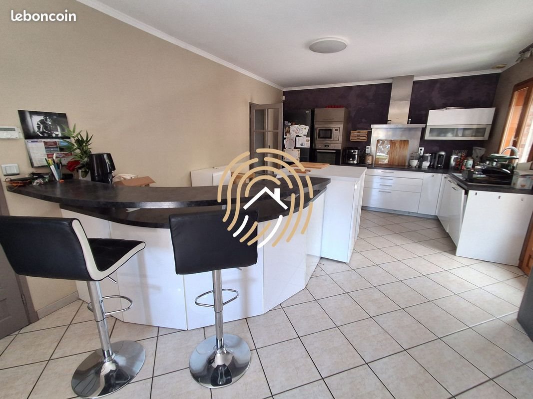 Maison à vendre, 161m², Emerchicourt