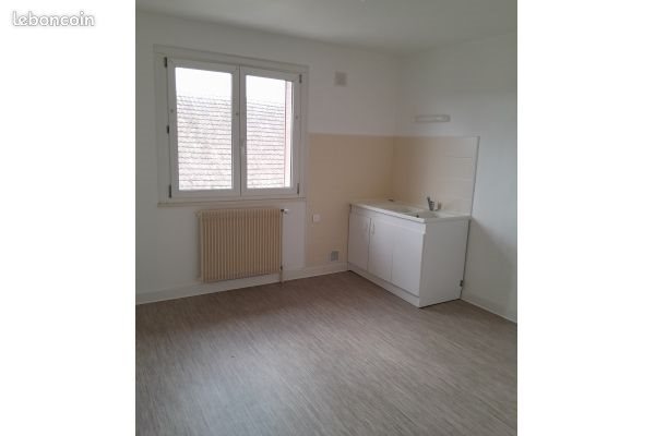Appartement à louer, 72m², Arbouans