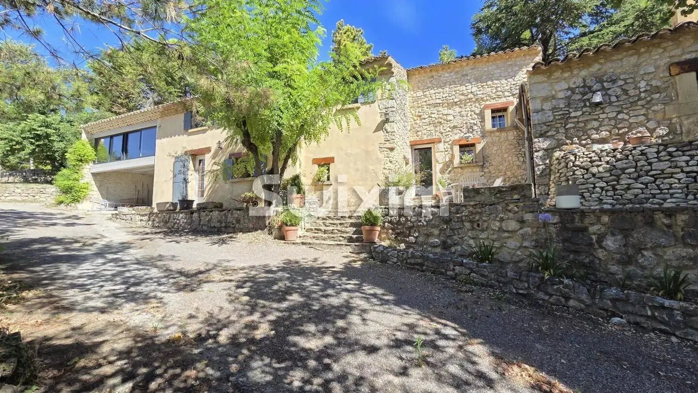 Maison à vendre, 185m², Grignan