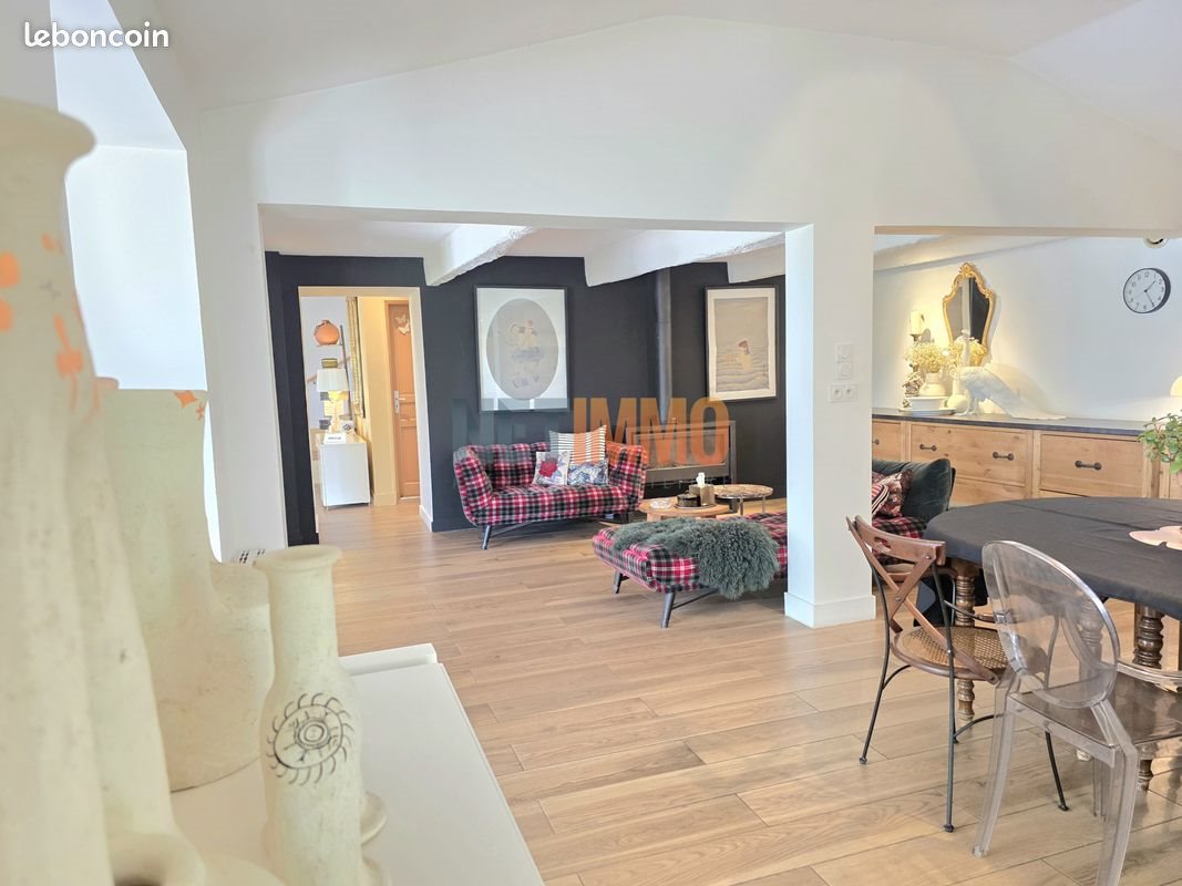 Maison à vendre, 255m², Le Cailar